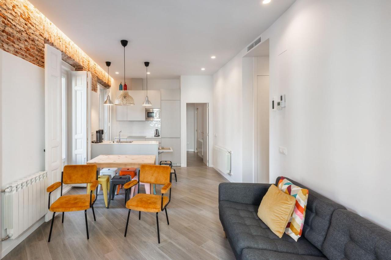 4 Bedrooms 3 Bathrooms Furnished - Sol - Bright & Fully Equipped - Mintystay