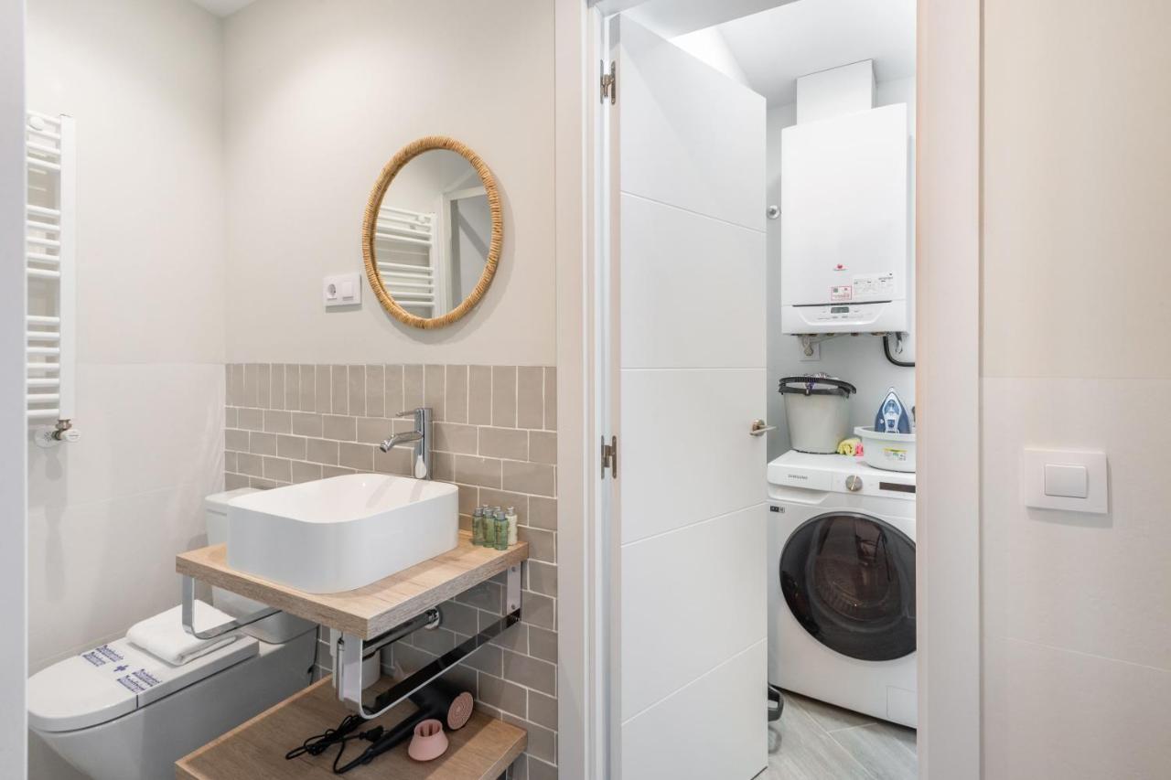4 Bedrooms 3 Bathrooms Furnished - Sol - Bright & Fully Equipped - Mintystay Apartamento